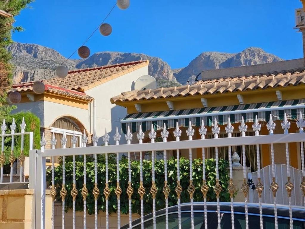 3 bedroom House / Villa in Polop, Costa Blanca - Property BL933