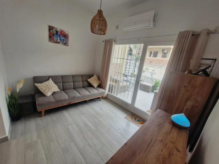 Property thumbnail 2