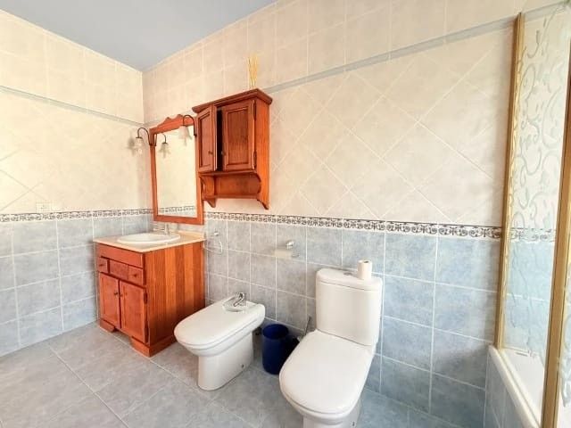 Property thumbnail 18