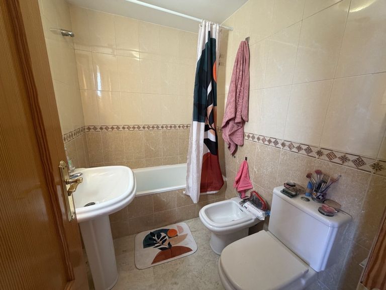 Property thumbnail 1