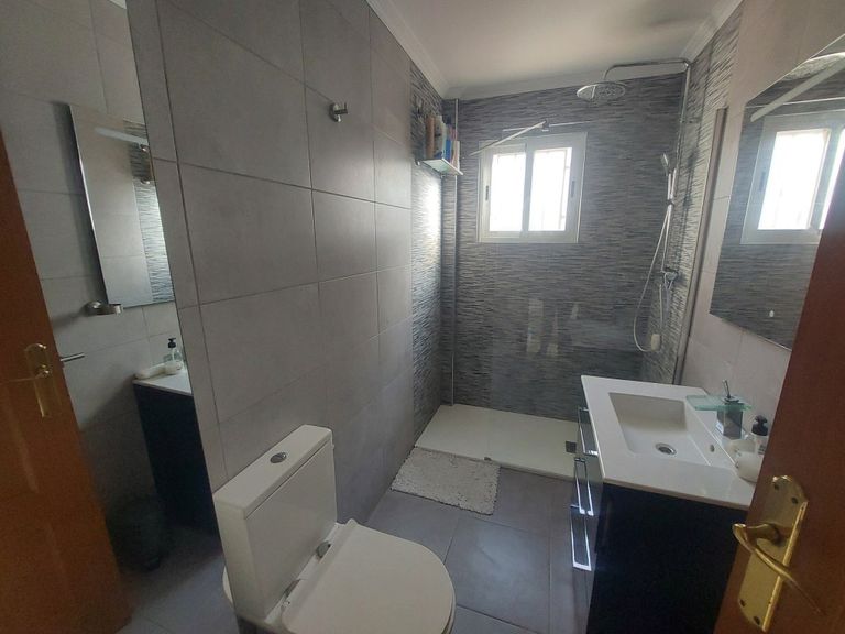 Property thumbnail 25