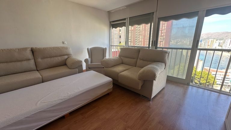 Property thumbnail 2