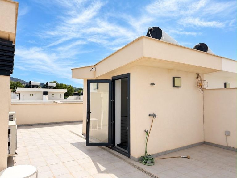 Property thumbnail 6