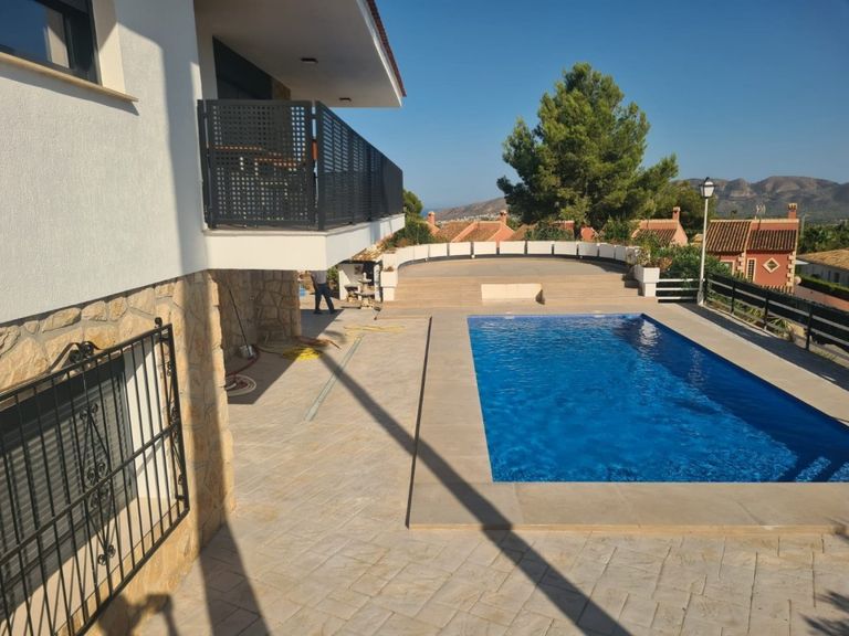 Property thumbnail 16