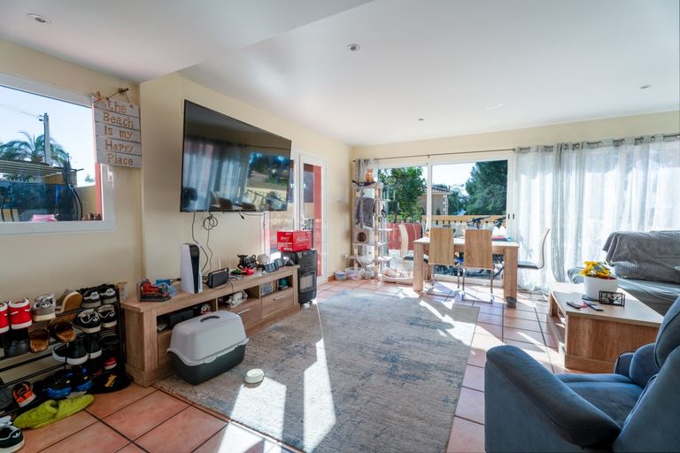 Property thumbnail 7