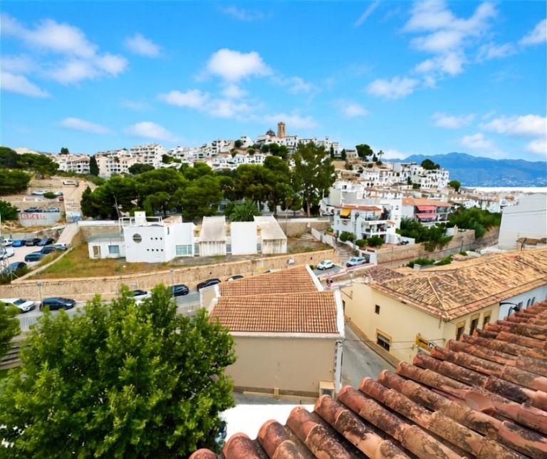 Property thumbnail 1