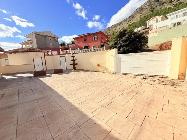 Property thumbnail 5