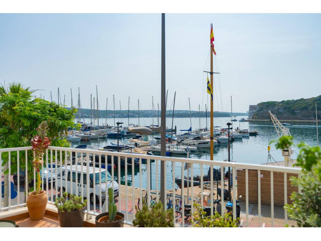 2 bedroom Apartment in Mahon Puerto, Menorca - Property BM92600