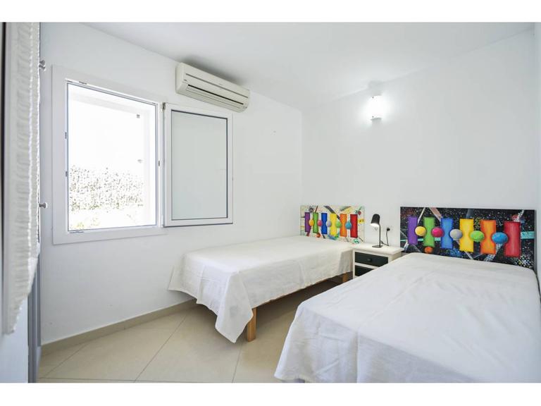 Property thumbnail 13