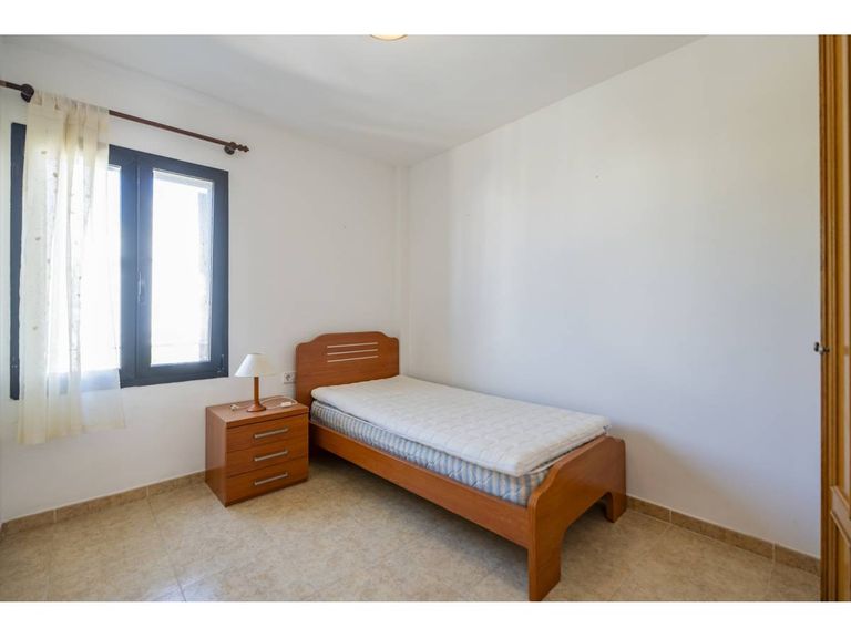 Property thumbnail 12
