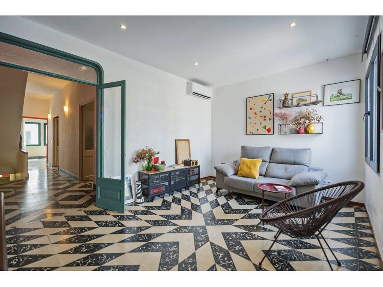 Property thumbnail 1