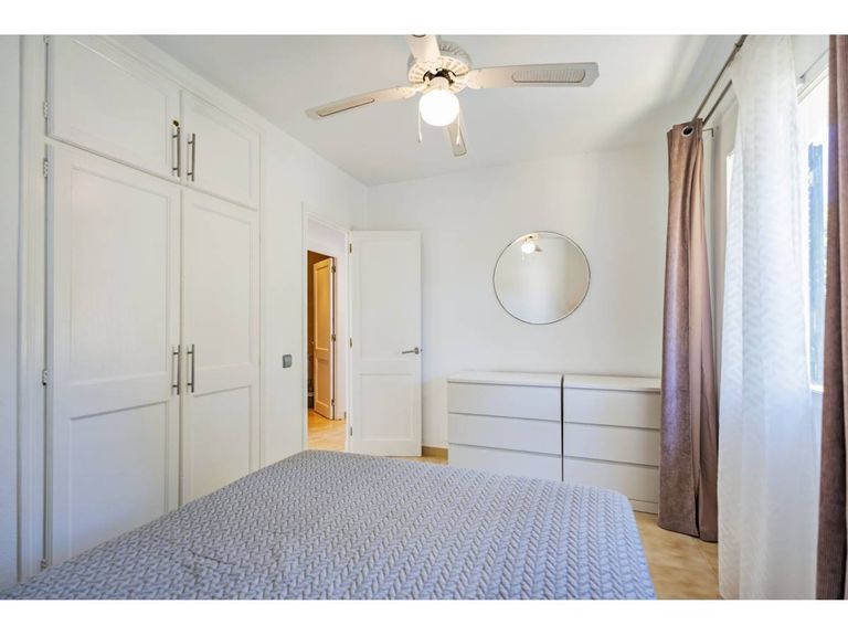 Property thumbnail 11