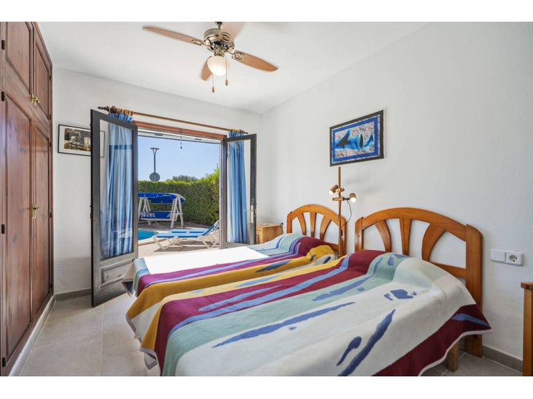 Property thumbnail 13