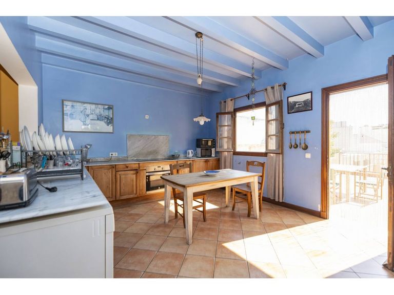 Property thumbnail 8