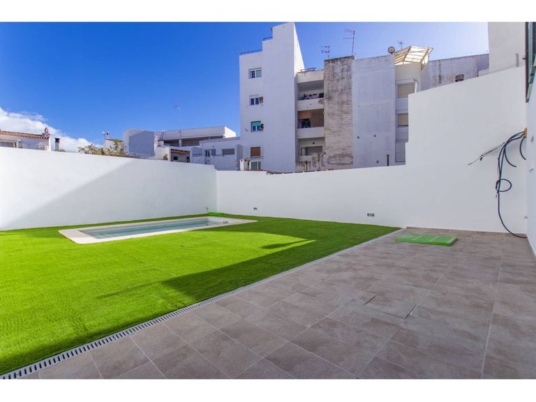 Property thumbnail 2