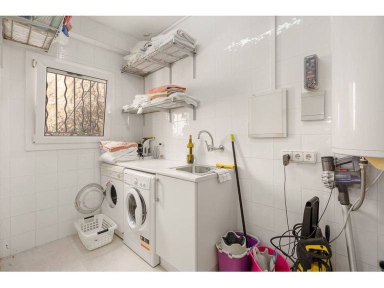 Property thumbnail 38