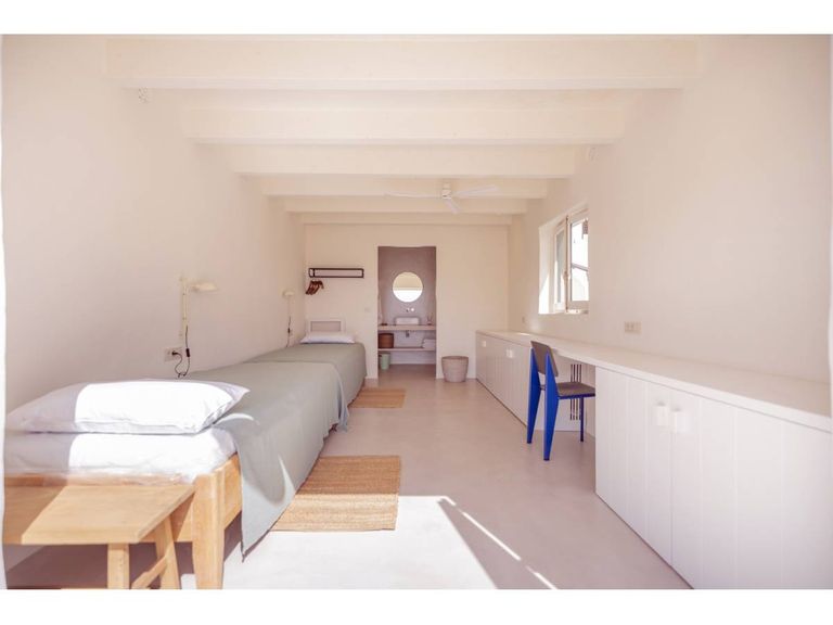 Property thumbnail 24