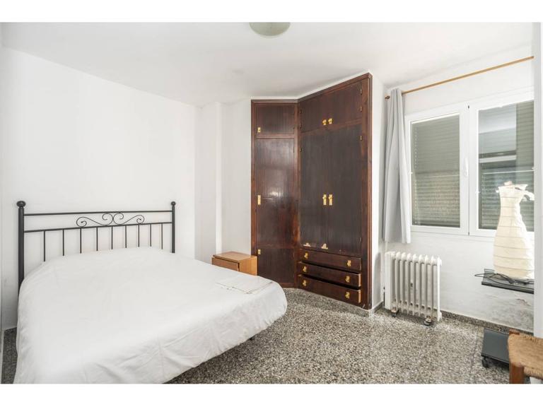 Property thumbnail 36