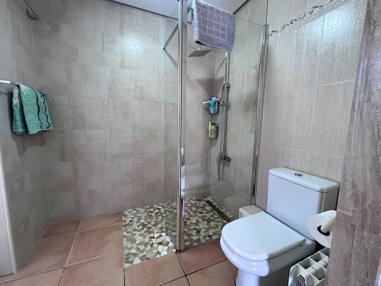 Property thumbnail 36