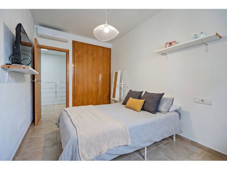 Property thumbnail 12