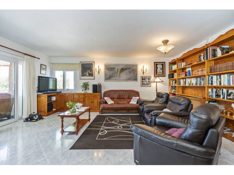 Property thumbnail 4