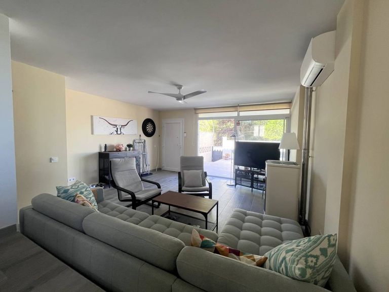 Property thumbnail 6