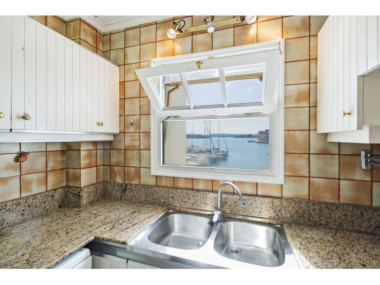 Property thumbnail 35