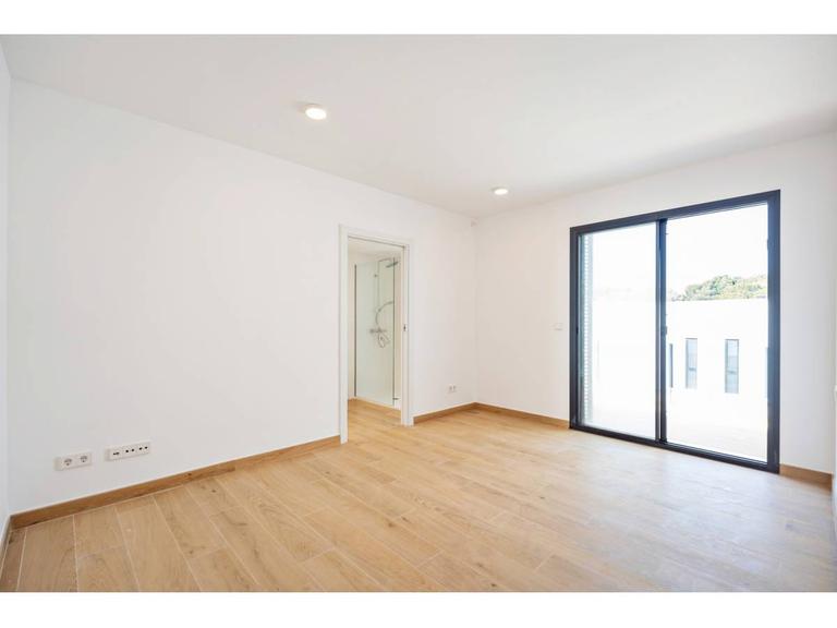 Property thumbnail 26