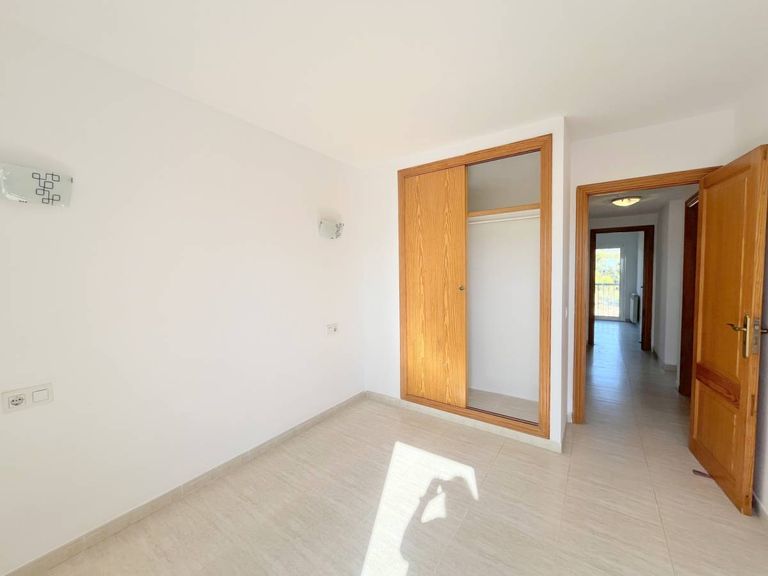 Property thumbnail 8