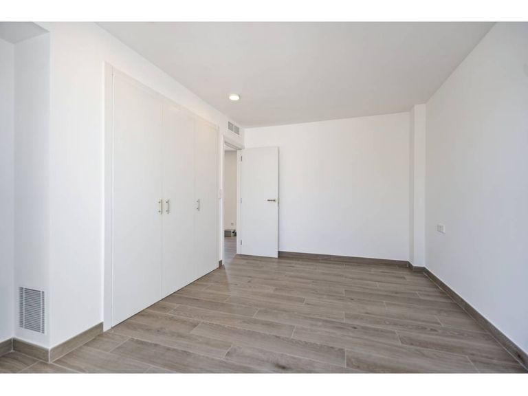 Property thumbnail 17