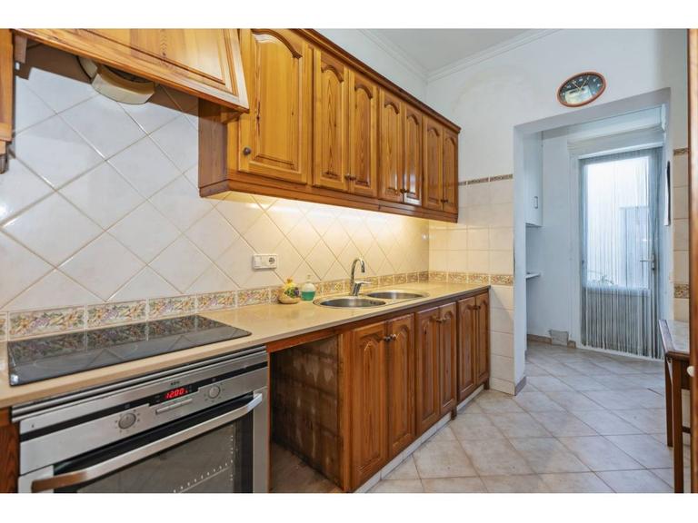 Property thumbnail 8