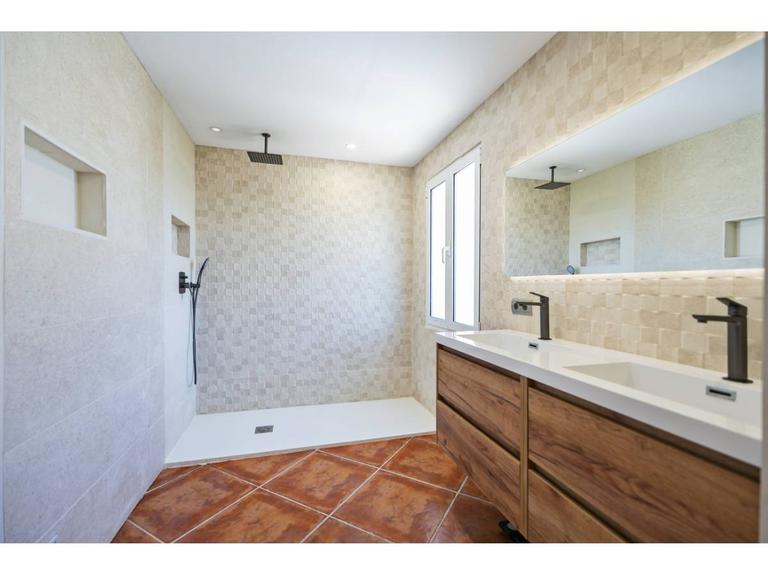 Property thumbnail 40