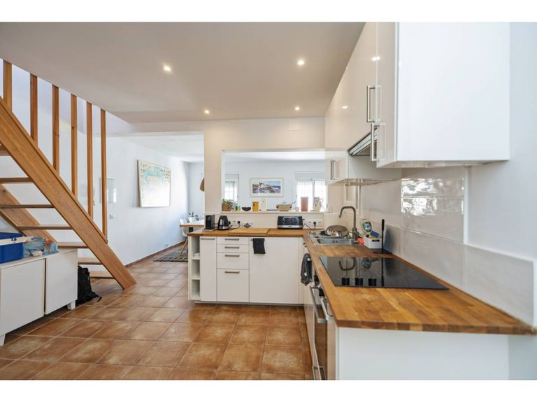Property thumbnail 3