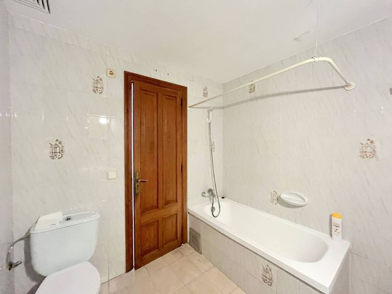 Property thumbnail 11