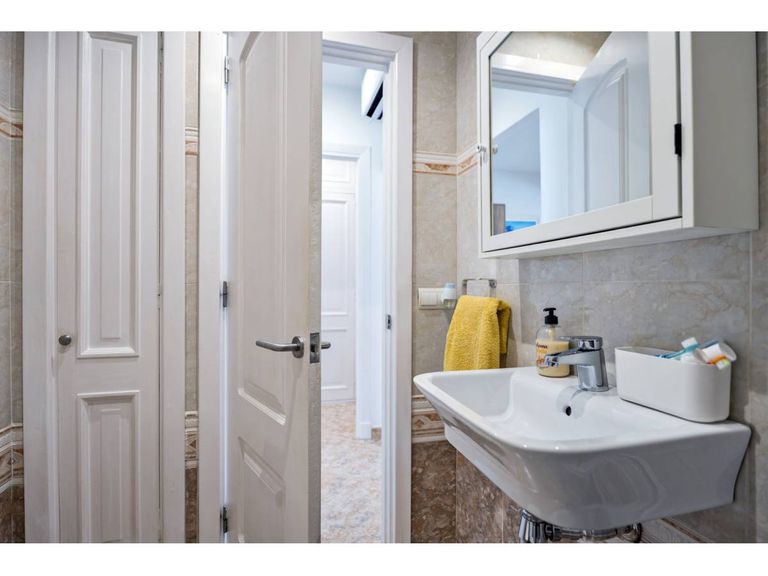 Property thumbnail 13
