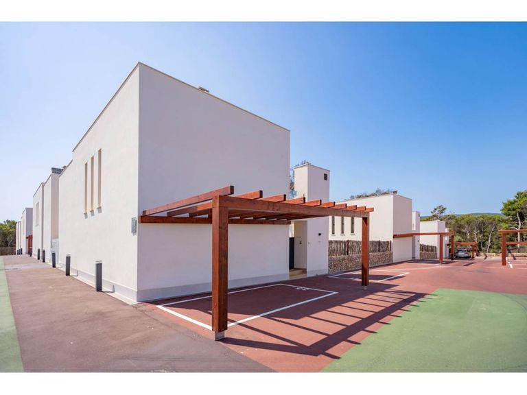 Property thumbnail 23