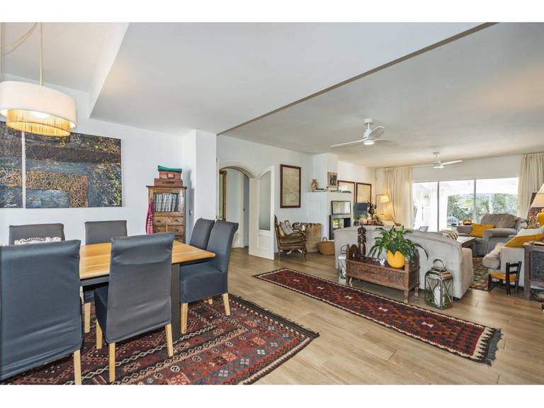 Property thumbnail 8