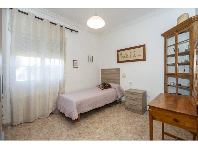 Property thumbnail 11