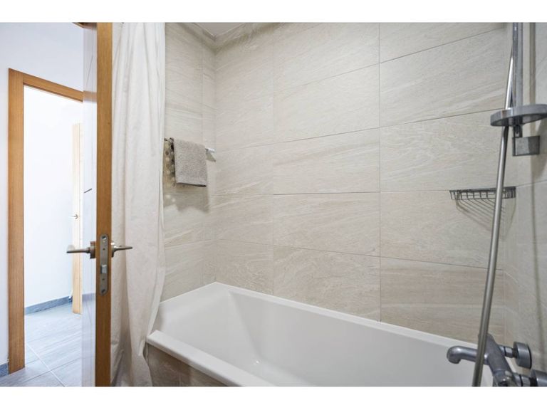 Property thumbnail 29
