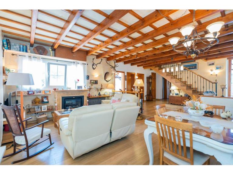 Property thumbnail 8