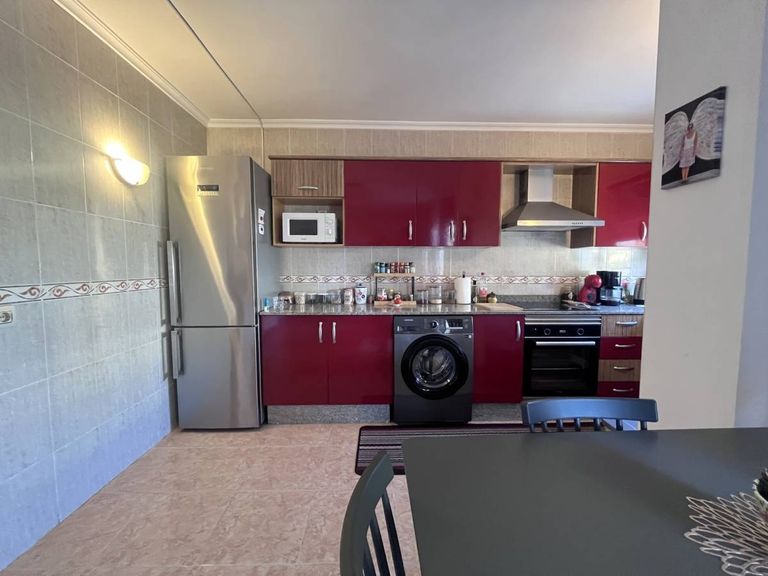 Property thumbnail 6