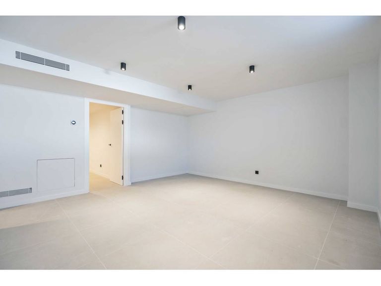 Property thumbnail 43