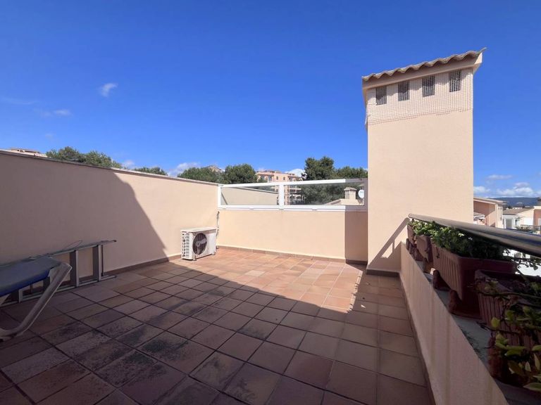 Property thumbnail 6