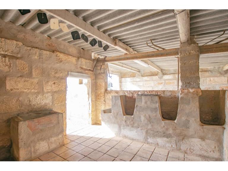 Property thumbnail 13
