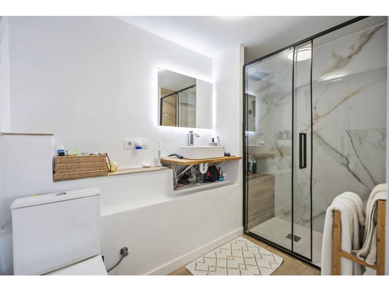 Property thumbnail 23