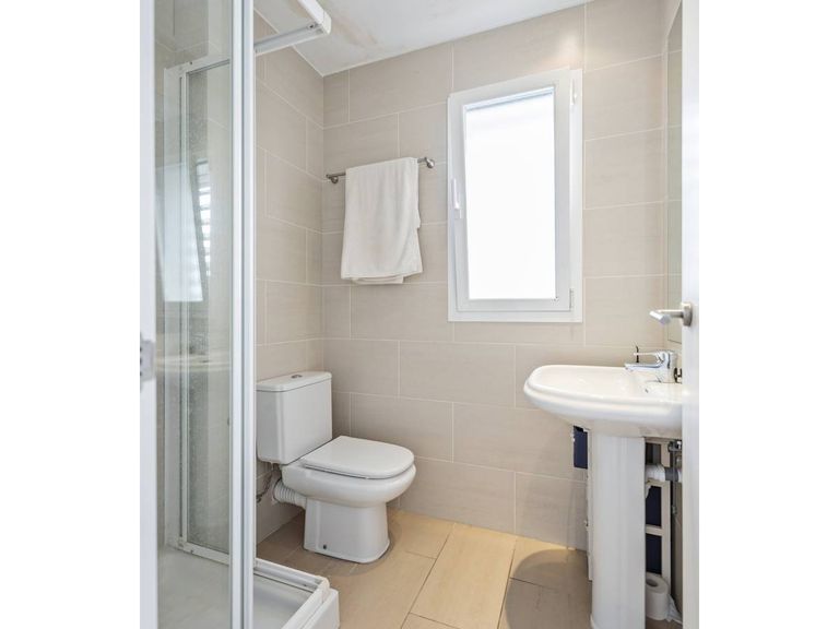 Property thumbnail 13