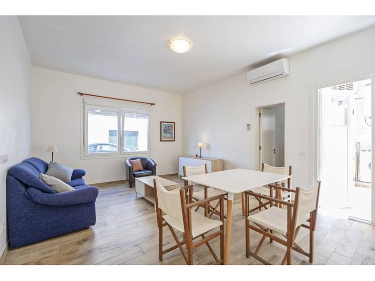 Property thumbnail 2