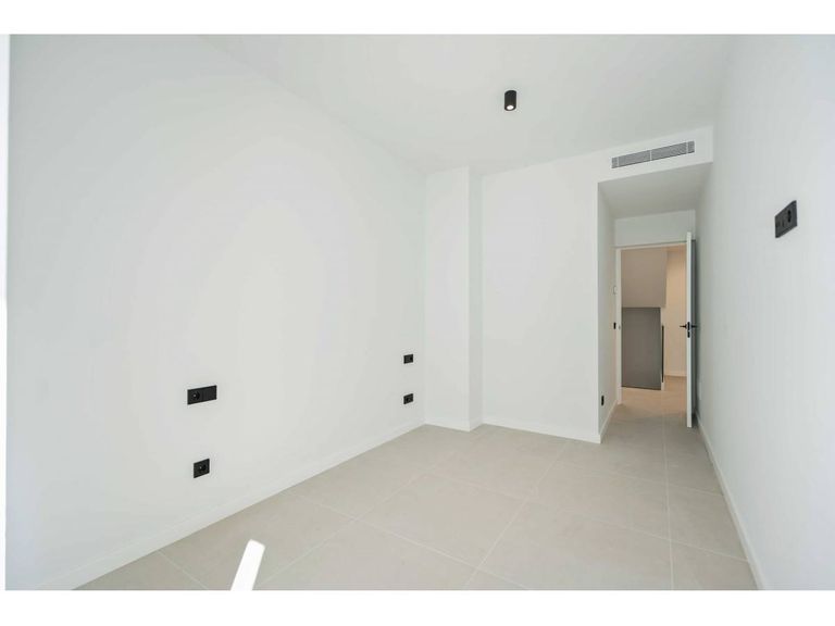 Property thumbnail 37