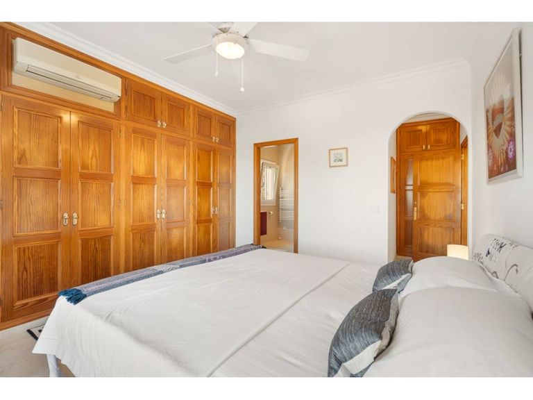 Property thumbnail 33