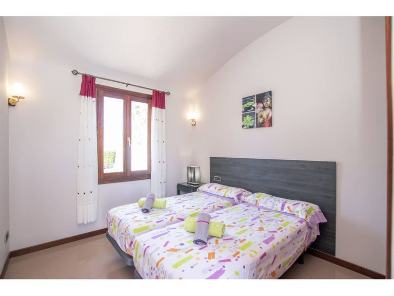 Property thumbnail 8